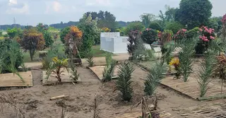 পাবনার বজ্রপাতে নিহত ৬ জন একসঙ্গে চিরনিদ্রায় শায়িত